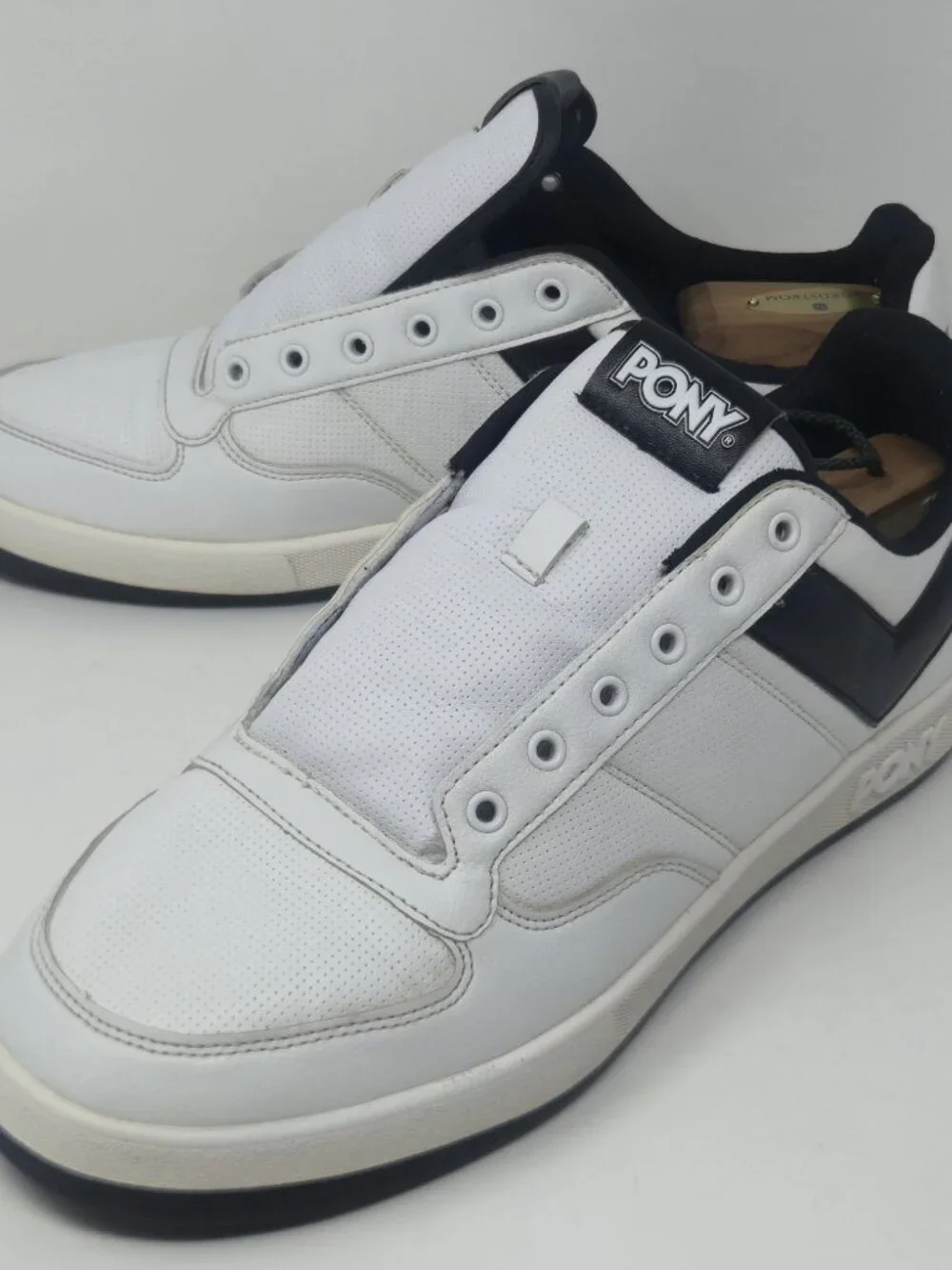 Pony men size